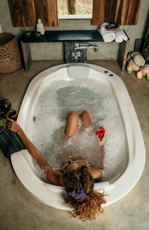 Breathe Healing & Wellness Hotel Cambutal Eksteriør billede